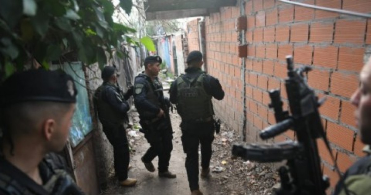 Durante la semana que recién termina se realizaron operativos policiales conjuntos y simultáneos coordinados por el Ministerio de Seguridad de la Provincia y el Municipio de La Matanza en diferentes barrios.