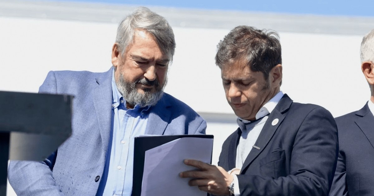 El ministro de Transporte bonaerense, Jorge D'Onofrio, y el gobernador Axel Kicillof.