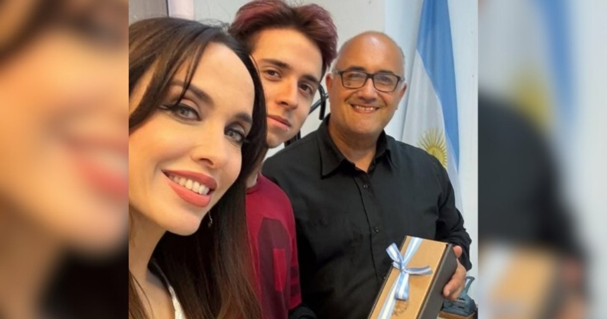 La escena registrada en Mercedes expone a un funcionario libertario por un supuesto acto incompatible con su cargo