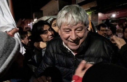 Rio Negro en llamas: Cortés tiene trabajadores en la calle por 500 mil pesos y el Concejo sale al rescate