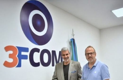 Avanza la candidatura de Daniel Neira en Merlo y crecen los cuestionamientos a referentes de Pareja