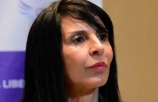 Lorena Villaverde es acusada de dejar sin reemplazo al personal y exigir doble turno sin pagar por ello