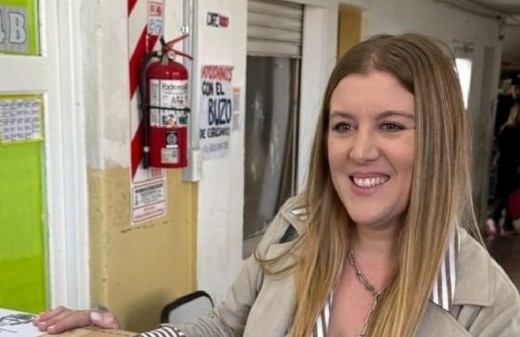 Piden investigar a una concejal de Bahía Blanca tras la difusión de mensajes sobre un padrón de Incluir Salud