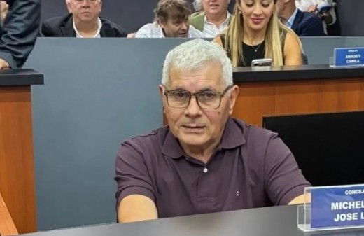 Un discurso incendiario puso patas para arriba a Ezeiza y dejó a La Libertad Avanza partida