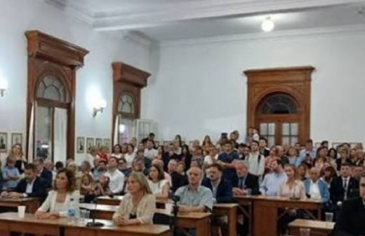 El Concejo de 9 de Julio recibió una nota de un ex titular de la Mariano Moreno por salir en una foto