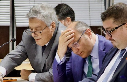 Coimas para acceder al dólar oficial y US$10 millones afuera: detienen en su casa a Gastón Salmain