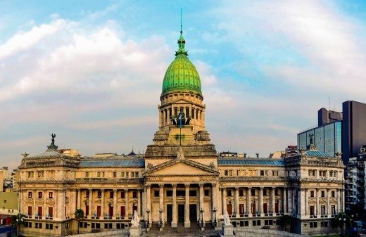 Pretenden castigar con hasta el 50 por ciento del valor del activo a quienes acumulen inmuebles con fines especulativos