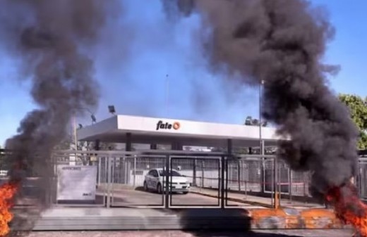 La compañía Fate informó el cese total de su actividad industrial en Argentina y el despido masivo de su plantilla