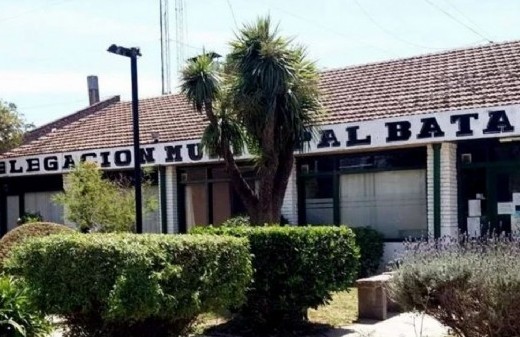 En pleno General Pueyrredon, Batán quedó atrapada entre maquinaria rota y disputas partidarias