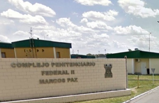 Señalan que la unidad carcelaria en Marcos Paz acumula jornadas extendidas sin pago adicional y problemas habitacionales crecientes