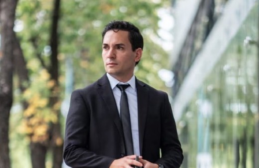 Dinero, promesas y cuestionamientos: las acusaciones que rodean al abogado penalista Ignacio Barrios