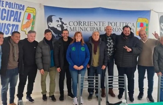 Moreno reunió a los municipales que quieren darle volumen político a los once jefes comunales peronistas