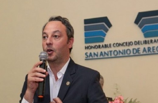 San Antonio de Areco: otorgaron bonificaciones a funcionarios mientras el Municipio ofreció un 2 por ciento a empleados
