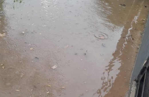 Berisso vuelve a inundarse y los vecinos denuncian abandono