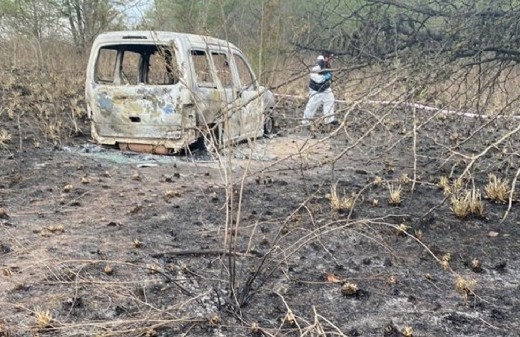 Hallaron dos cuerpos calcinados dentro de un auto en Guernica